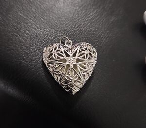 Elegant Silver Heart Locket